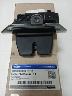 Замок крышки багажника