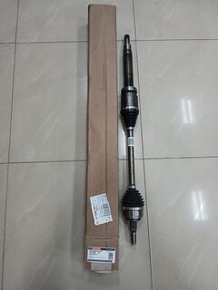 Піввісь передня права