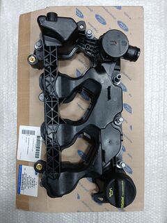 Клапанна кришка