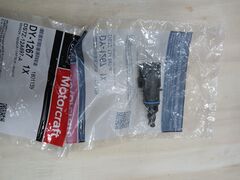 Датчик температури в корпусі повітряного фільтра