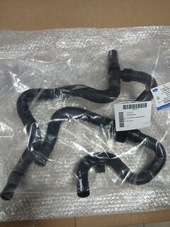 Патрубок системы охлаждения