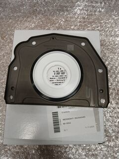 Сальник колінвала задній