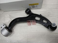 Передний правый рычаг