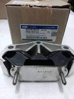 Подушка АКПП задня