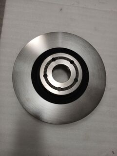 Передний тормозной диск 330 мм