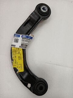 Верхний левый рычаг задней подвески