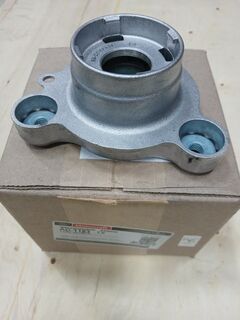 Опора переднього амортизатора