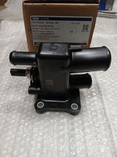 Фланець системи охолодження