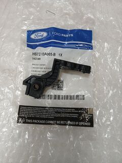 Кронштейн крепления фары