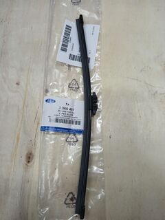 Щітка заднього склоочисника