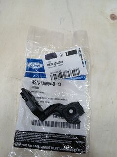 Кронштейн крепления фары