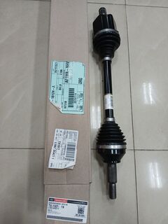 Піввісь передня ліва